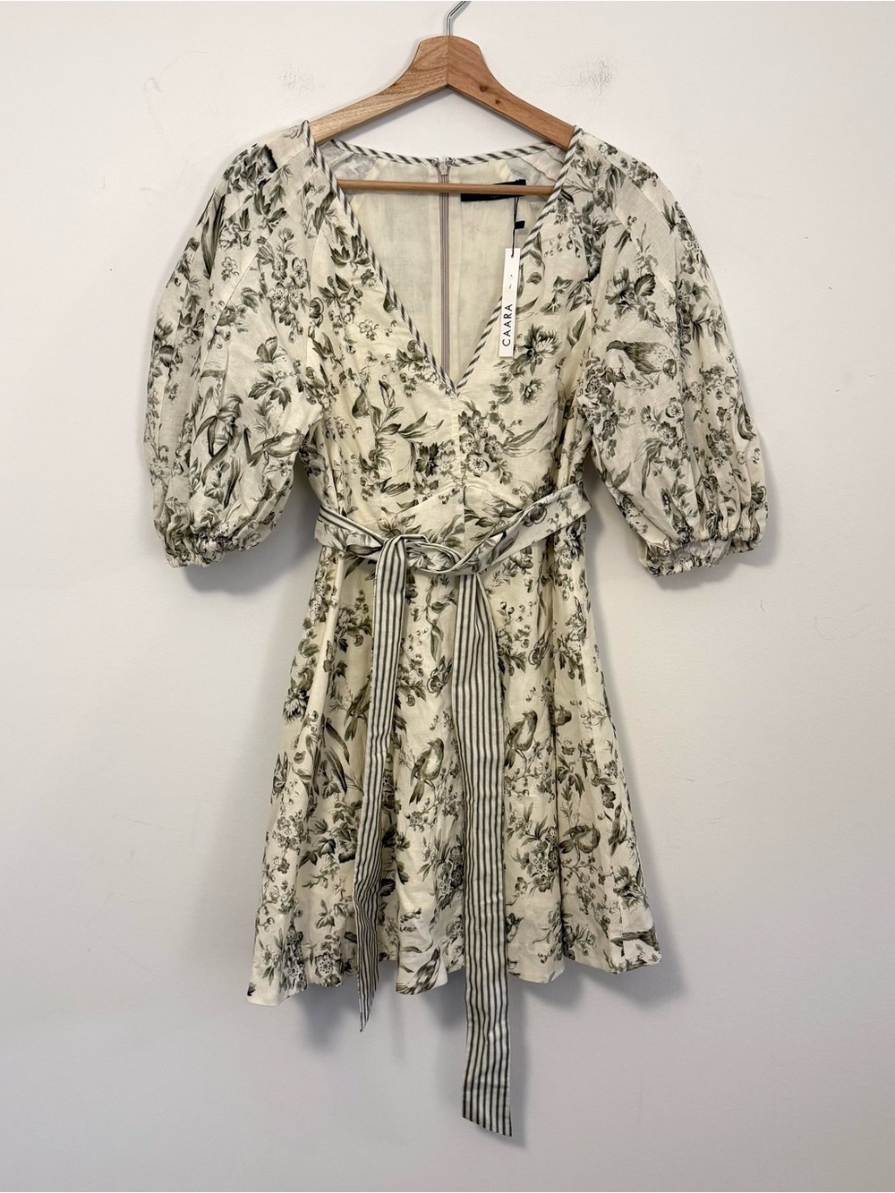 NWT CAARA Mika Floral Puff Sleeve Mini Dress Linen Blend Tie Waist Large - Picture 4 of 7